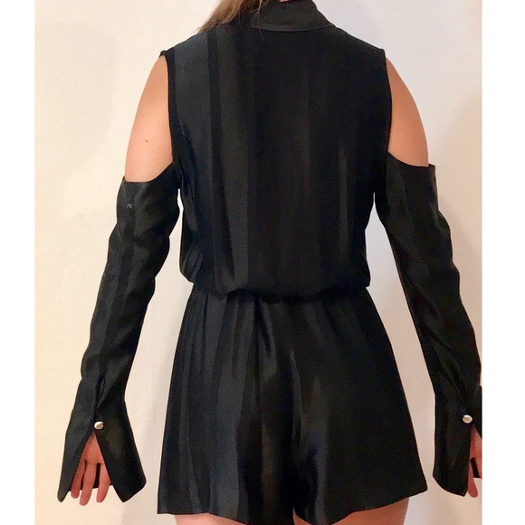 Black Alexis Ceanna Romper - Picture 4 of 6